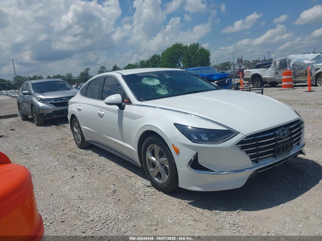 2022 HYUNDAI SONATA SE - 1