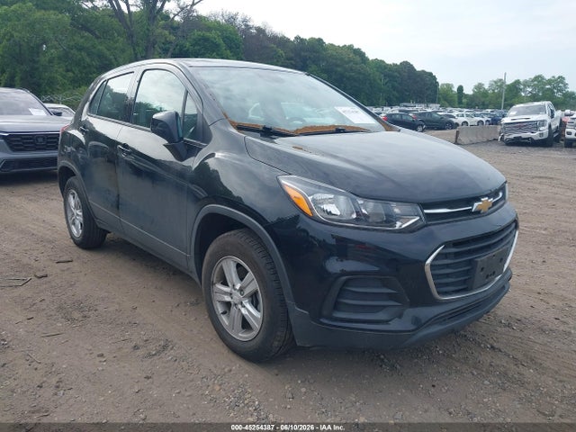 2020 CHEVROLET TRAX AWD LS - 1