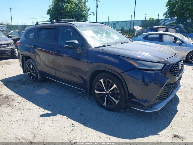 2022 TOYOTA HIGHLANDER XSE - 1