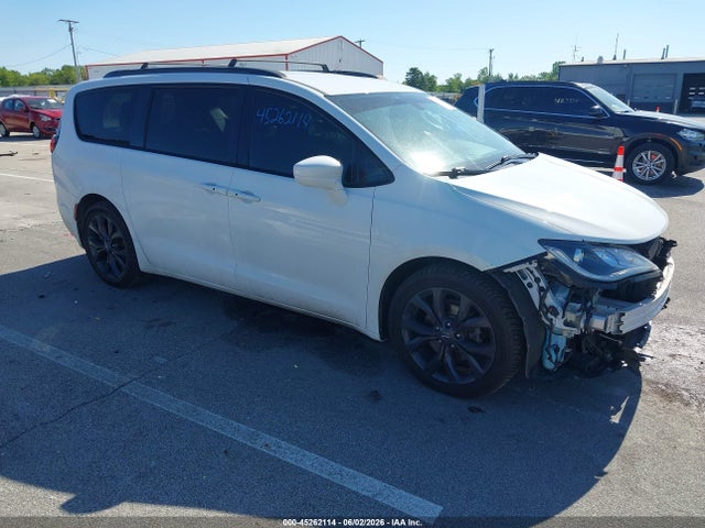 2018 CHRYSLER PACIFICA TOURING PLUS - 1