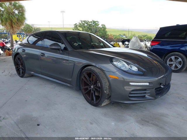 2016 PORSCHE PANAMERA 4 - 1