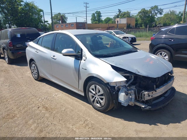 2016 TOYOTA PRIUS TWO - 1