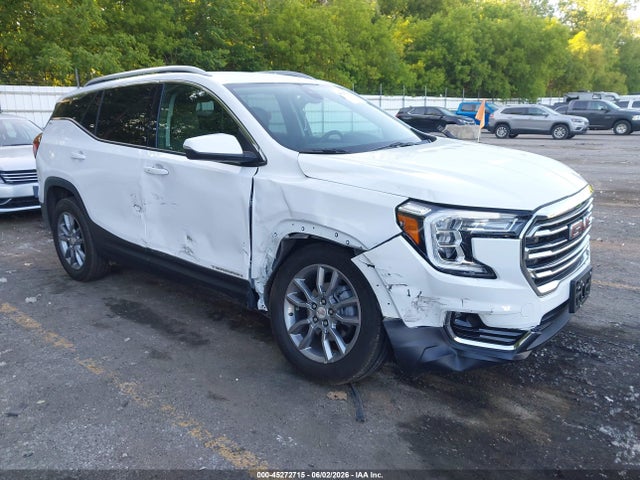 2024 GMC TERRAIN SLT - 1