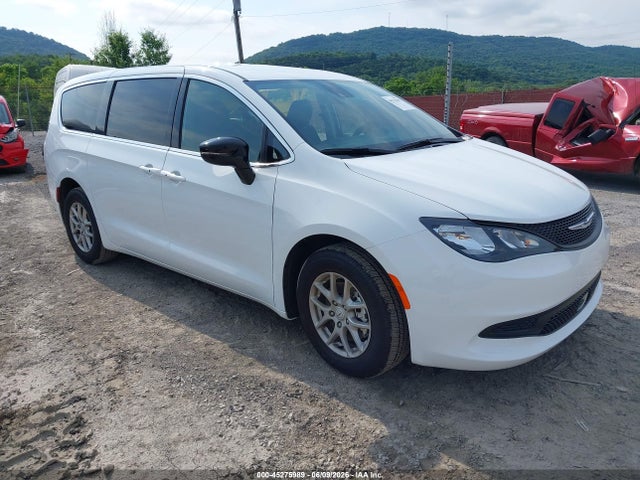 2026 CHRYSLER VOYAGER LX - 1
