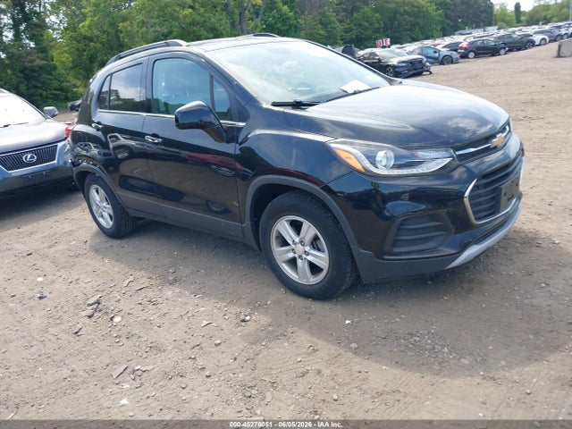 2019 CHEVROLET TRAX LT - 1