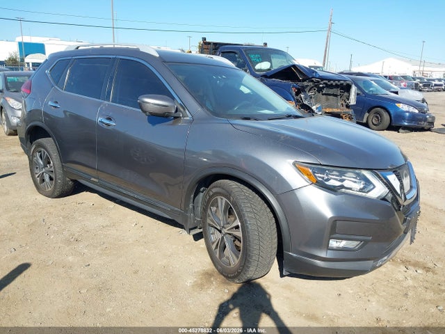 2017 NISSAN ROGUE SL - 1
