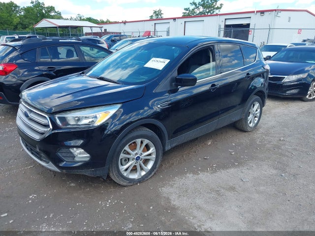 2017 FORD ESCAPE SE - 1