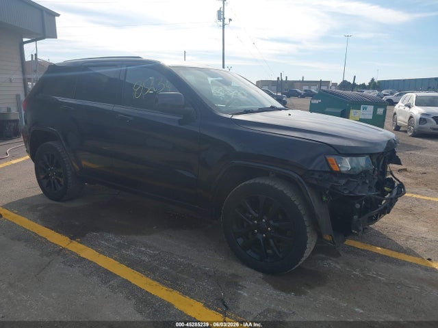 2017 JEEP GRAND CHEROKEE ALTITUDE 4X4 - 1