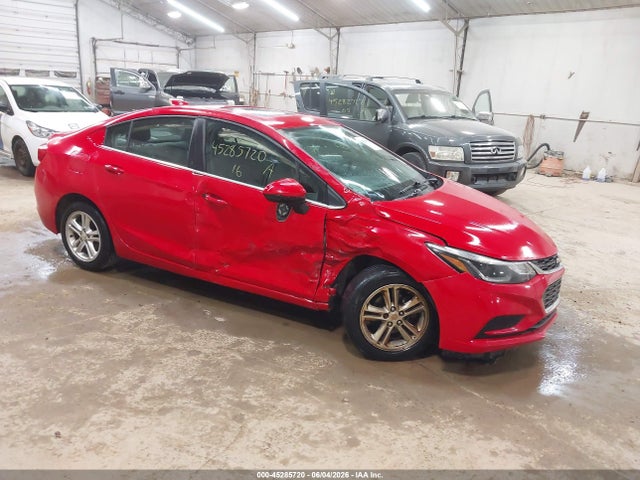2016 CHEVROLET CRUZE LT AUTO - 1