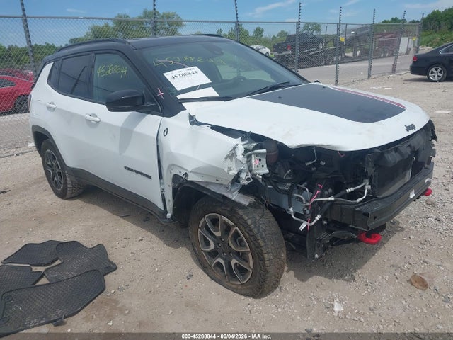 2025 JEEP COMPASS TRAILHAWK 4X4 - 1
