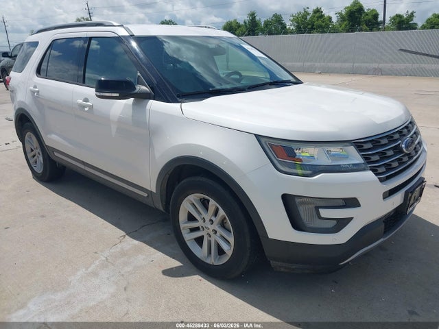 2017 FORD EXPLORER XLT - 1