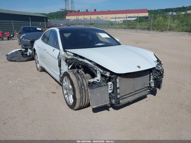 2018 PORSCHE PANAMERA 4S - 1