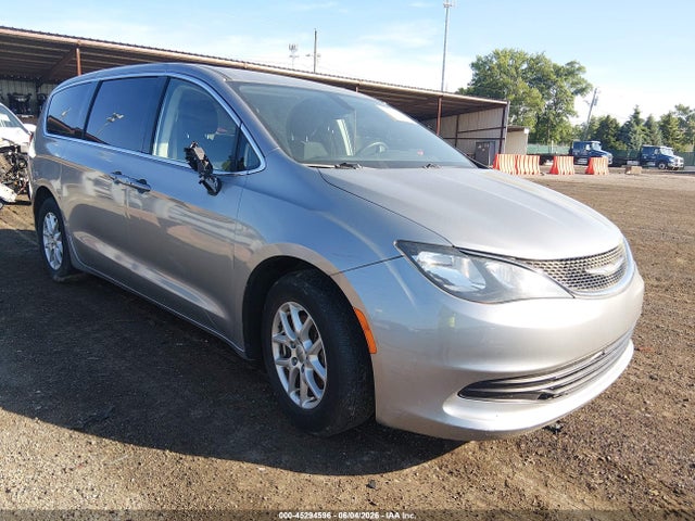 2017 CHRYSLER PACIFICA TOURING - 1