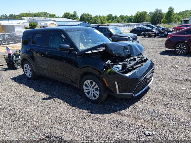 2023 KIA SOUL LX - 1