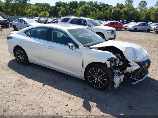 2022 LEXUS ES 250 - 1