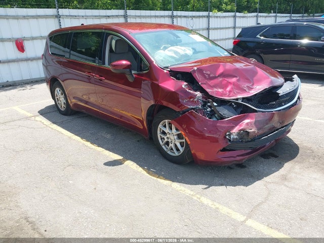 2018 CHRYSLER PACIFICA TOURING - 1