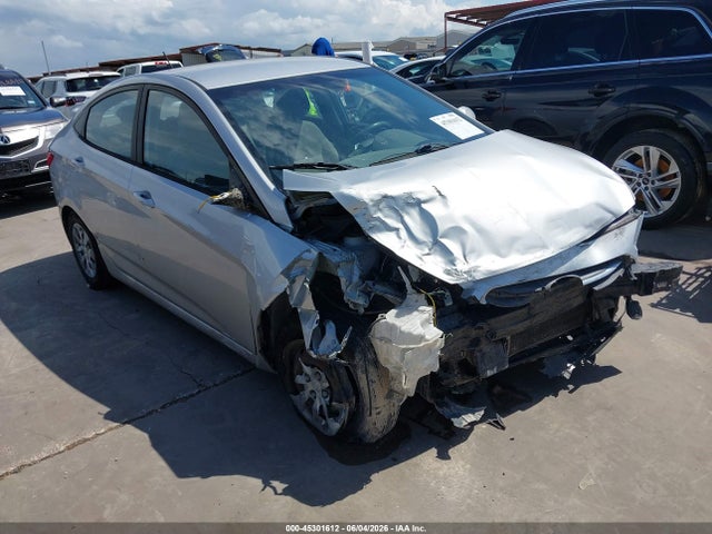 2016 HYUNDAI ACCENT SE - 1