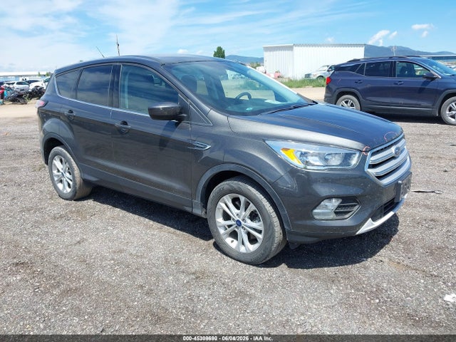 2017 FORD ESCAPE SE - 1