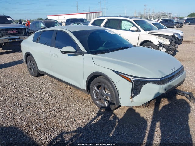 2025 KIA K4 LXS - 1