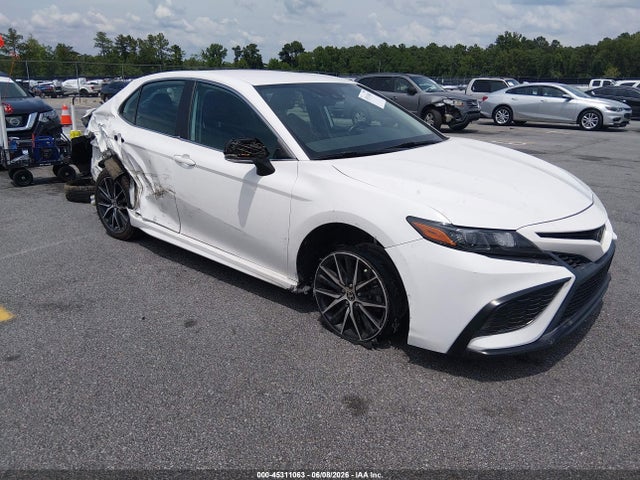 2022 TOYOTA CAMRY SE - 1