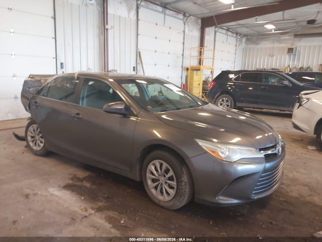 2016 TOYOTA CAMRY LE - 1