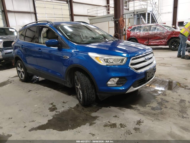 2017 FORD ESCAPE SE - 1