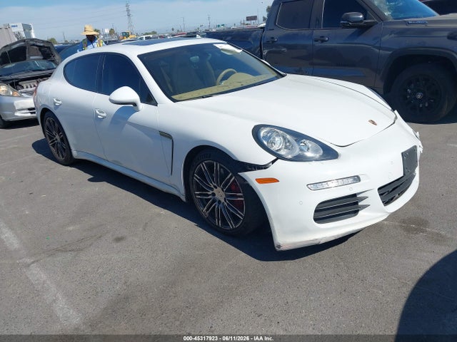 2015 PORSCHE PANAMERA 4 - 1
