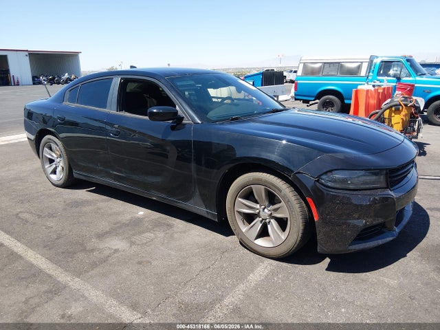 2016 DODGE CHARGER SXT - 1