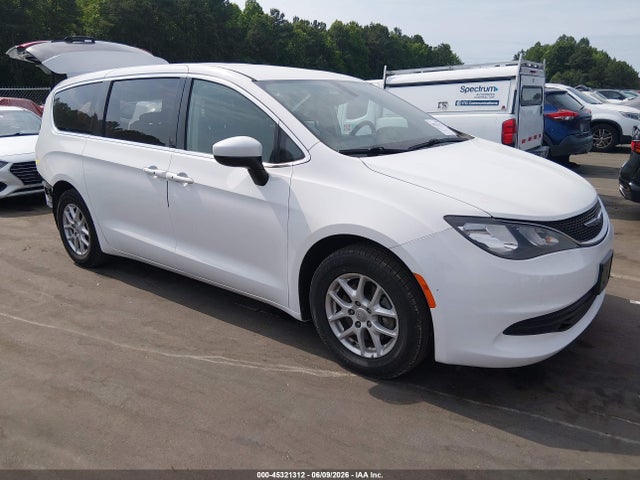 2017 CHRYSLER PACIFICA TOURING - 1