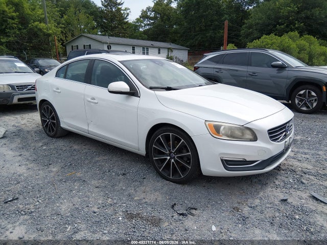 2016 VOLVO S60 T5 - 1