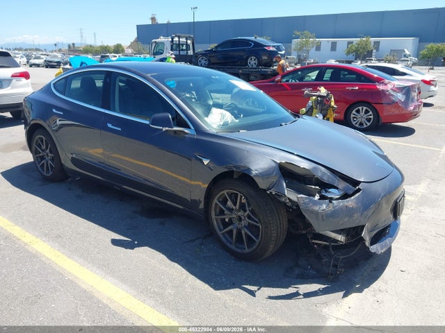 2018 TESLA MODEL 3 - 1