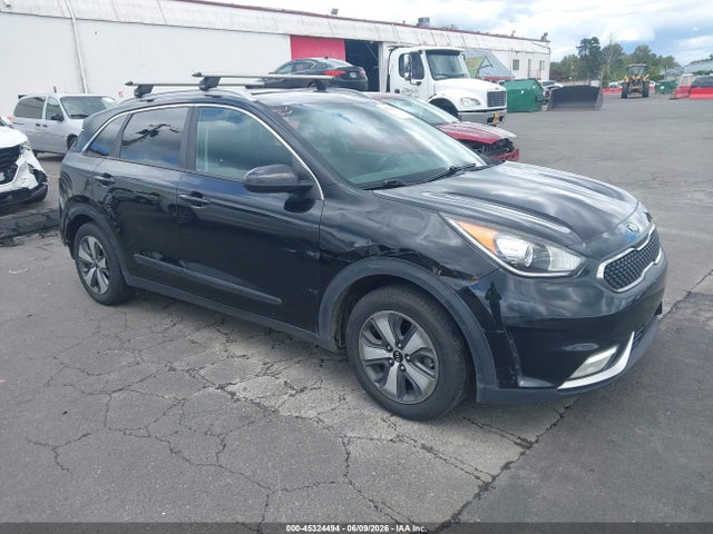 2017 KIA NIRO LX - 1