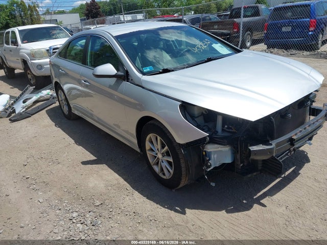 2018 HYUNDAI SONATA SE - 1