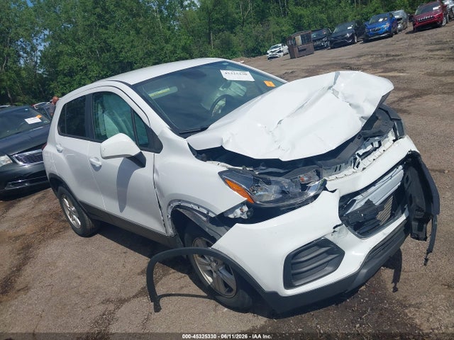 2020 CHEVROLET TRAX AWD LS - 1