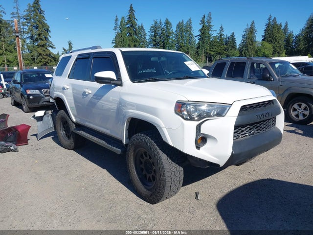 2017 TOYOTA 4RUNNER SR5 - 1