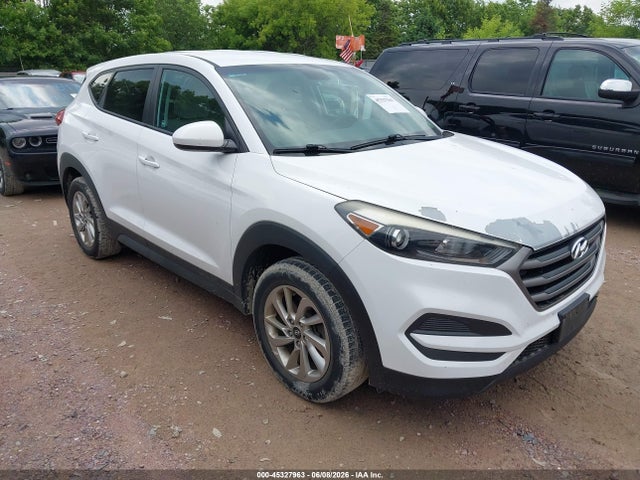 2016 HYUNDAI TUCSON SE - 1
