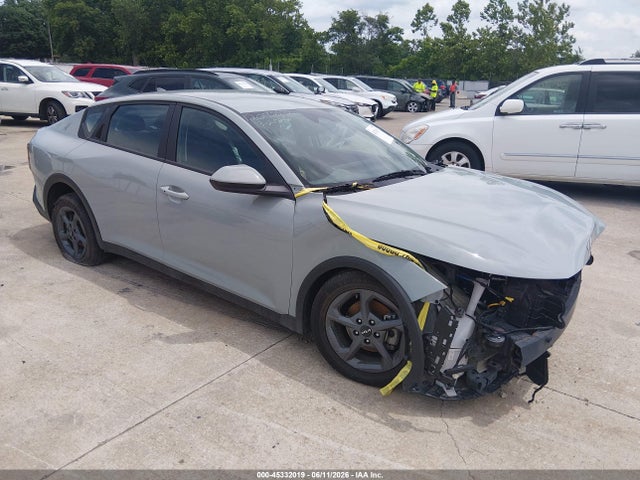 2025 KIA K4 LXS - 1