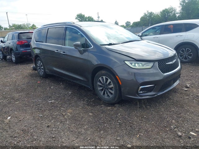 2021 CHRYSLER PACIFICA TOURING L - 1