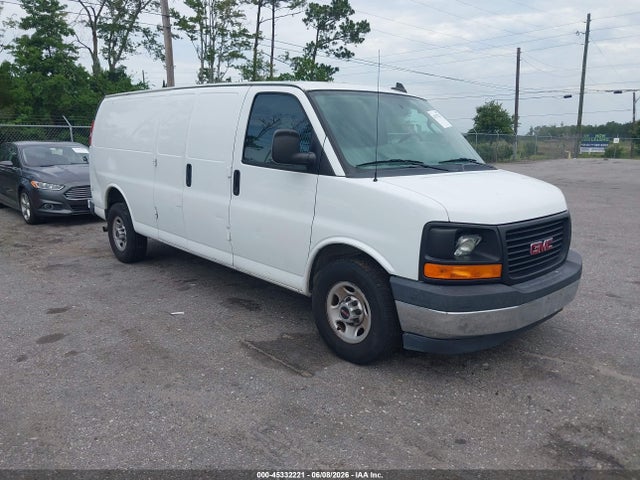 2017 GMC SAVANA 2500 - 1