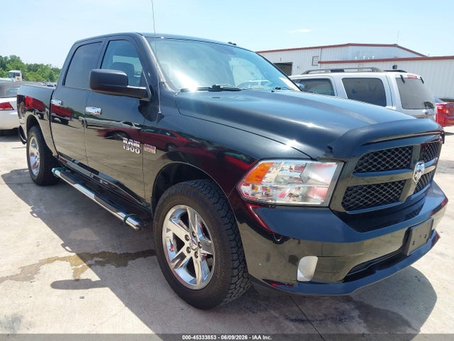 2017 RAM 1500 EXPRESS 4X4 5'7 BOX - 1