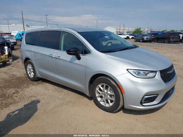 2024 CHRYSLER PACIFICA TOURING - 1