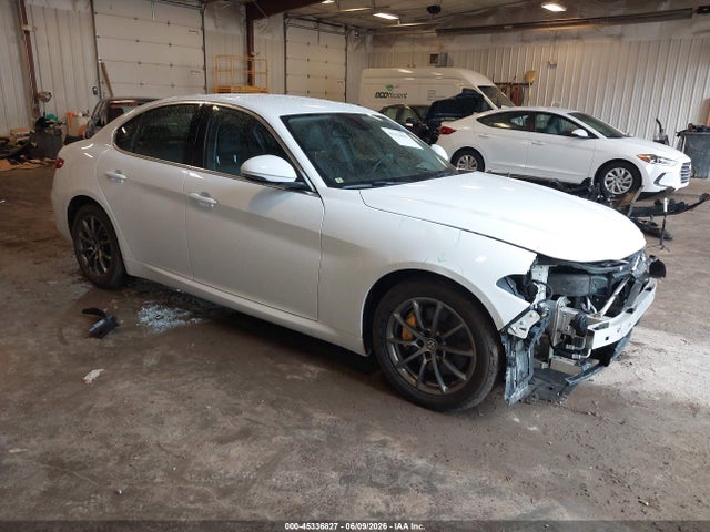 2017 ALFA ROMEO GIULIA AWD - 1