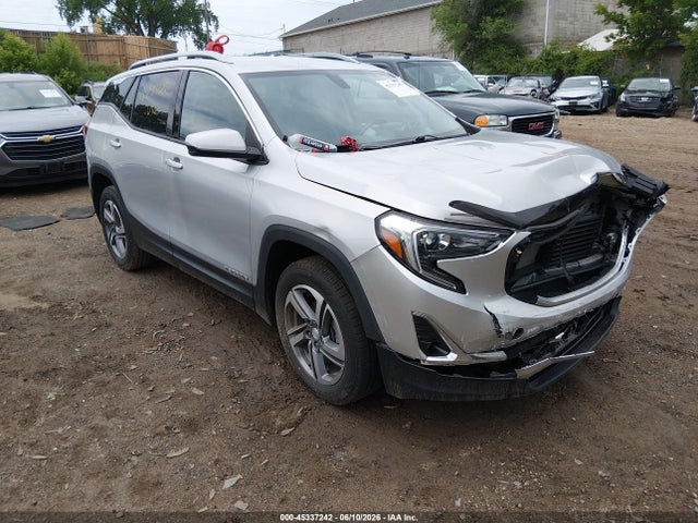 2019 GMC TERRAIN SLT - 1