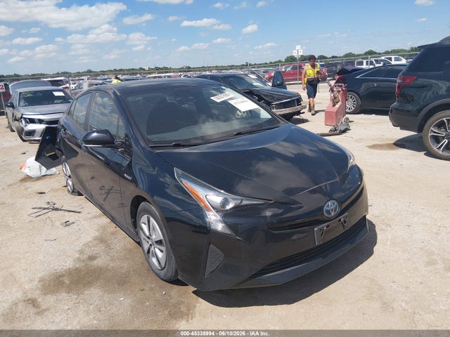 2016 TOYOTA PRIUS THREE - 1