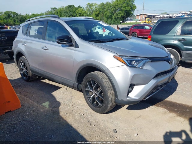 2017 TOYOTA RAV4 SE - 1