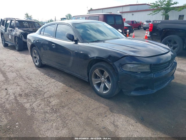 2015 DODGE CHARGER SXT - 1