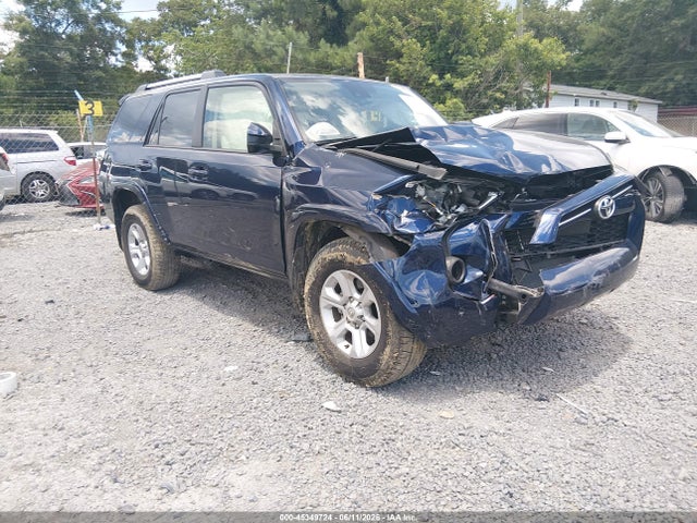 2023 TOYOTA 4RUNNER SR5 - 1