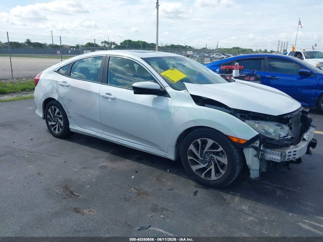 2018 HONDA CIVIC EX - 1