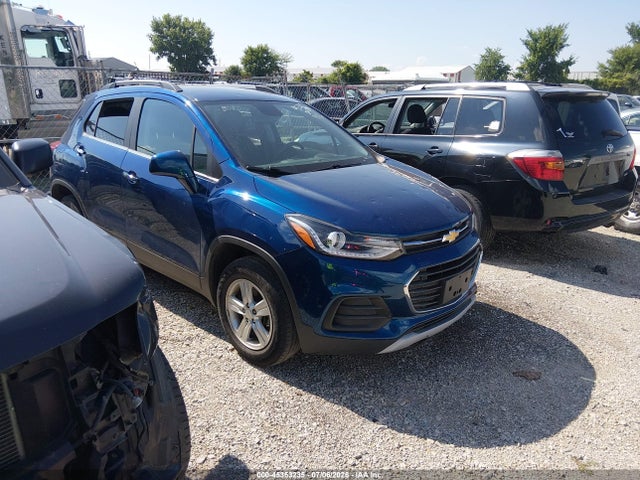 2020 CHEVROLET TRAX AWD LT - 1