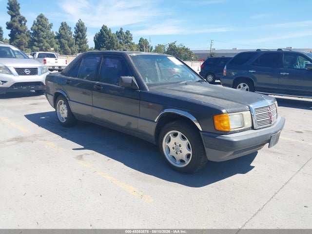 1993 MERCEDES-BENZ 190 E - 1